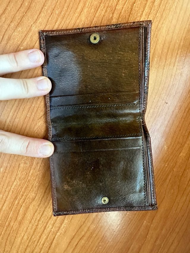 Cartera piel estampado verde