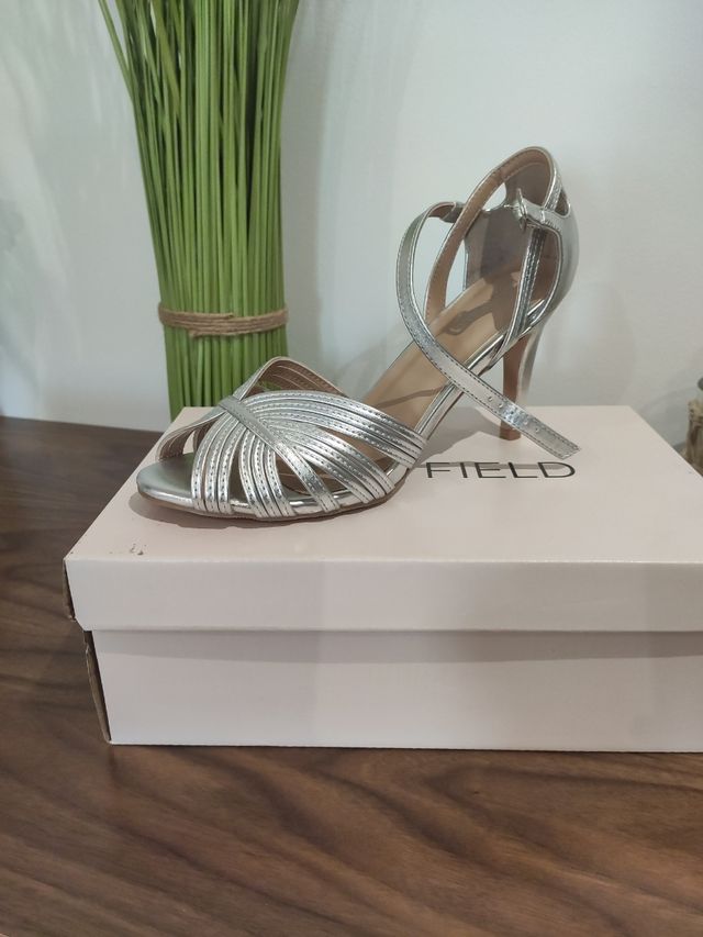 Sandalia tacon plata