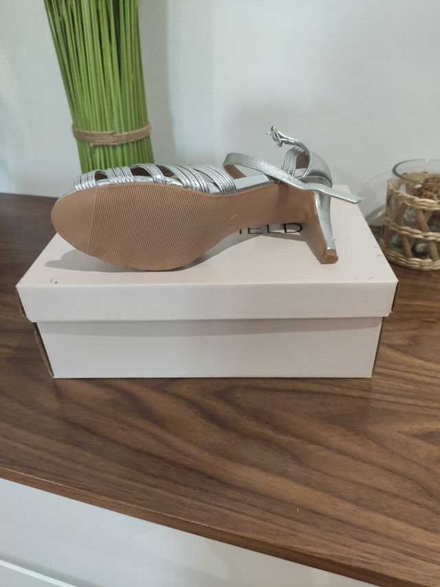 Sandalia tacon plata