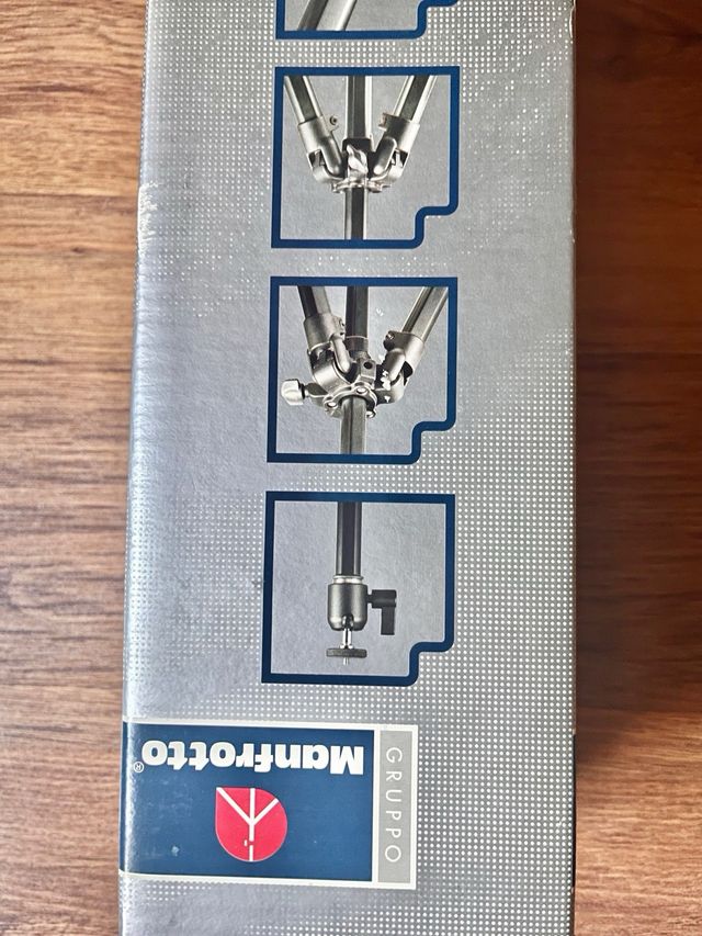 Tripode Manfrotto camara reflex.