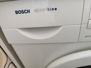 Solo sportello e cassetto della lavatrice