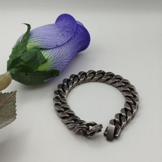 Brazalete de acero titanio negro