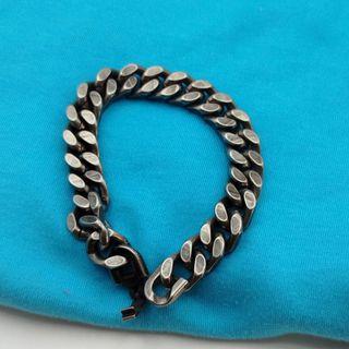 Brazalete de acero titanio negro