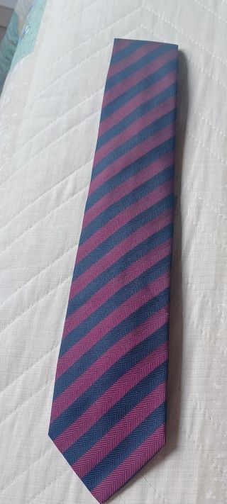 Corbata de seda UOMO