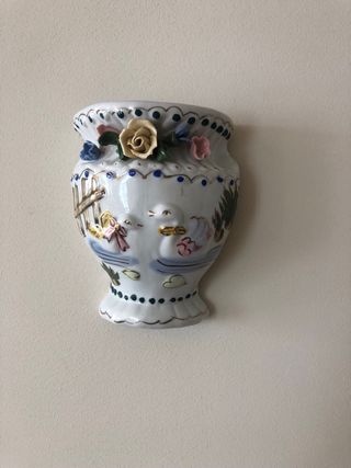 Pieza de cerámica para colgar en la pared