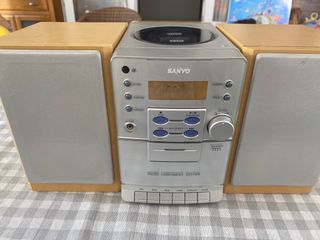 Cd, radio, cassette Sanyo