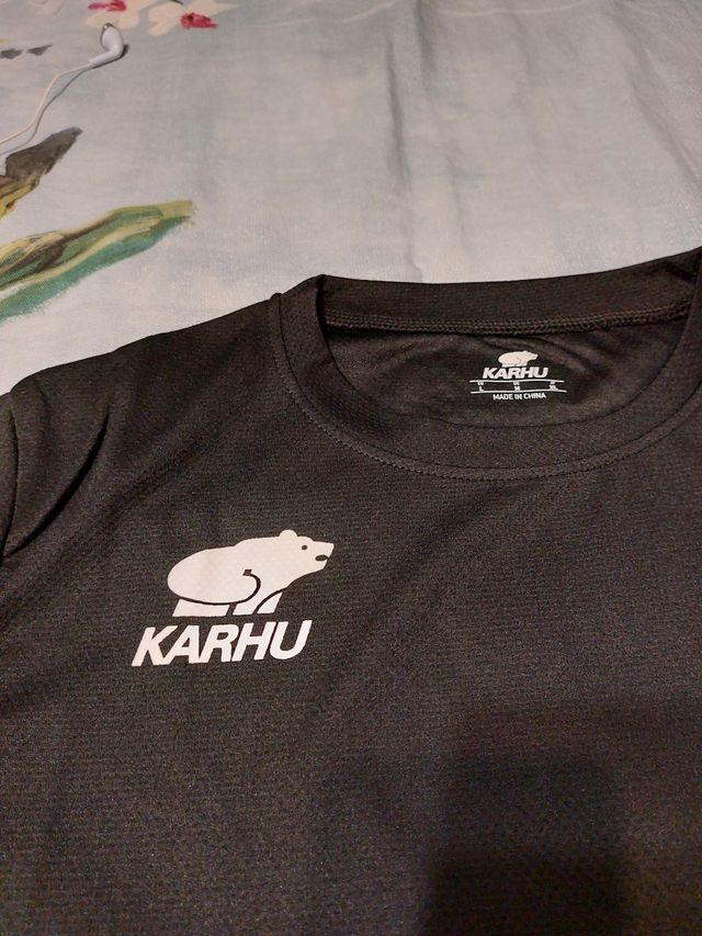 Maglietta KARHU nuova misura L.