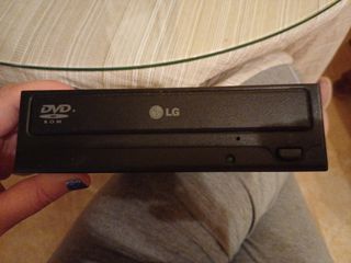 DVD-ROM Drive