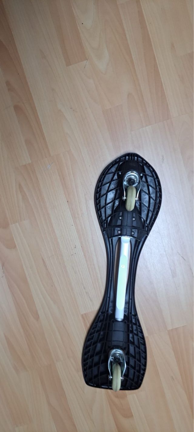 Monopatin power surfer