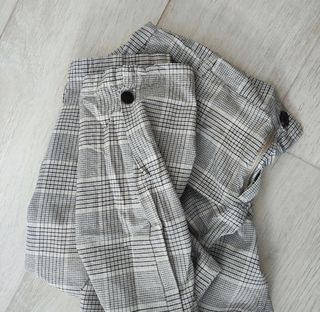 Pantalón de cuadros Mango
