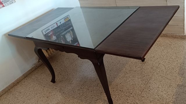 Mesa de comedor desplegable restaurada