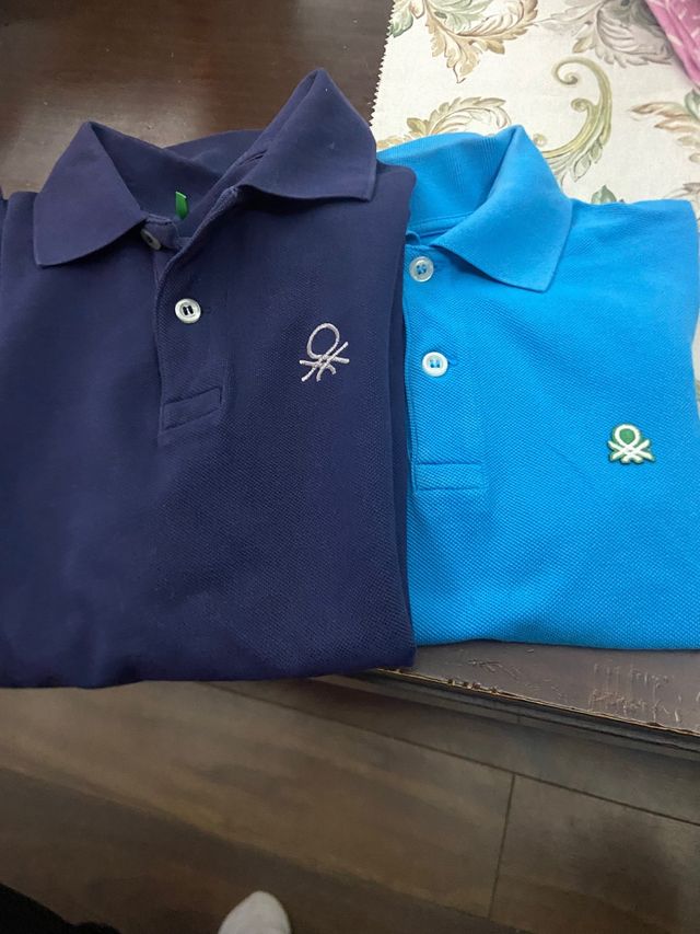 Polos benetton 10€ los dos  talla 8/9 años