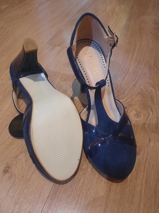 Zapatos tacón 37 SIN ESTRENAR