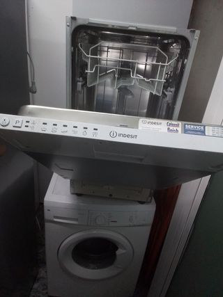 Lavavajillas panelable Indesit