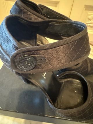 Scarpe Chanel con bottoni logo cc matelassè 38.5