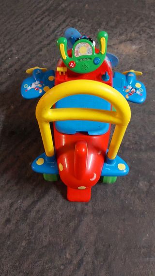 Correpasillos avión  Mickey Mouse