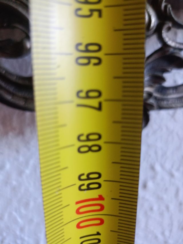 Specchio in legno massello molto antico