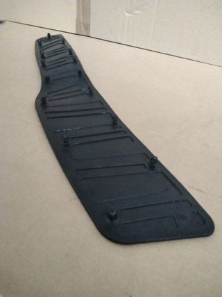 CM018801 - Alfombrilla izq. Piaggio X8