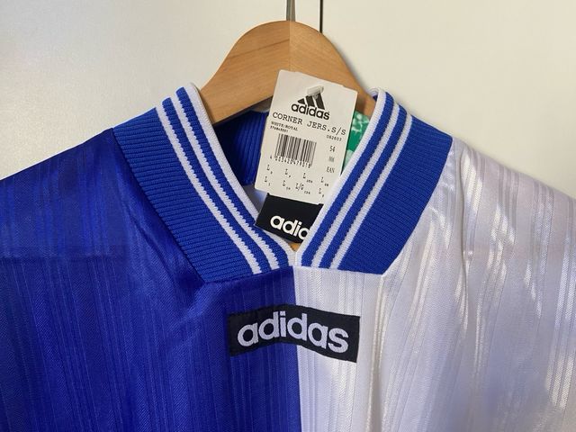 Camiseta Adidas Retro años 90 Nueva