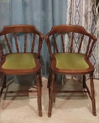 4 Sillas madera