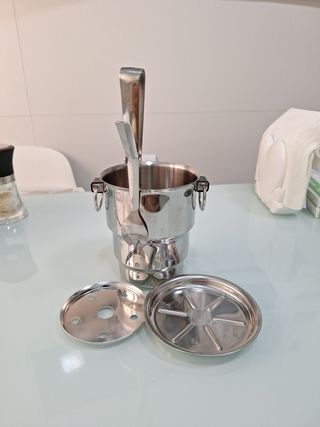 Cubitera de acero Bra