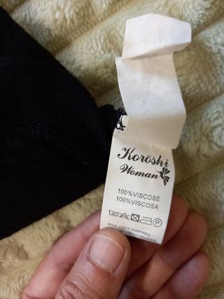 Camiseta estampada sin mangas