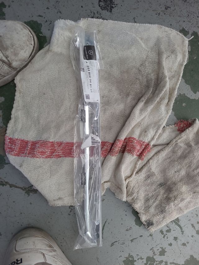 Cerquillo cromado mercedes glc