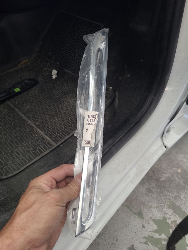 Cerquillo cromado mercedes glc