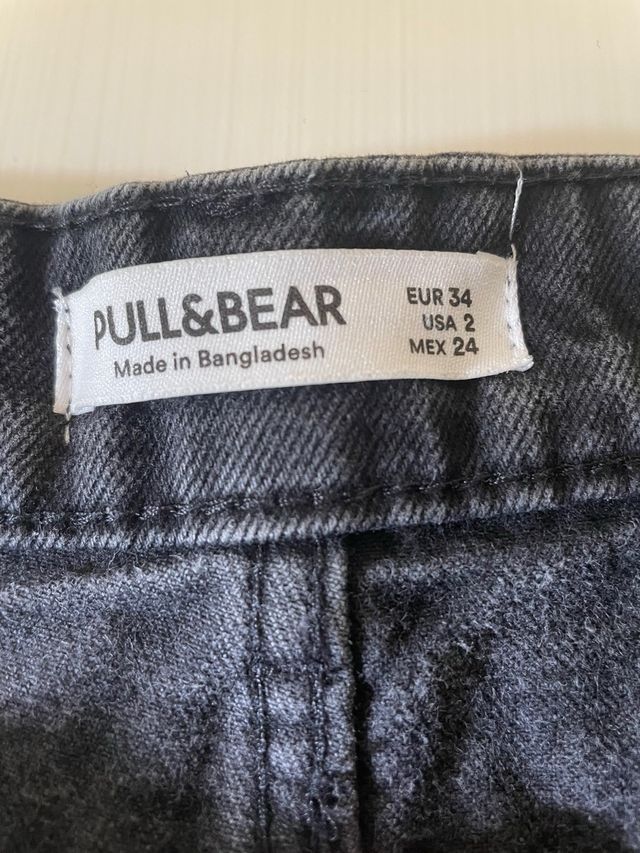 Shorts tejanos negros de Pull & Bear