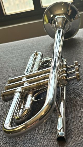 Trompeta en Do Bach Stradivarius 239/25H Plateada