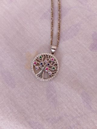 Cadena de plata con Árbol de la Vida