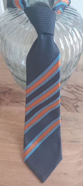 Corbata a rayas 👔