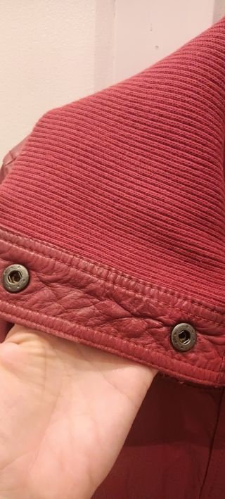 CHAQUETA CUERO ROJO