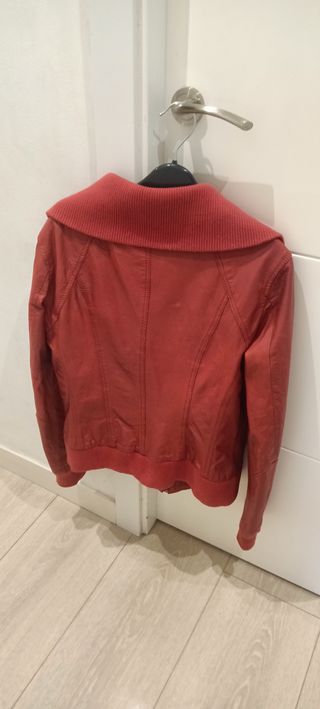 CHAQUETA CUERO ROJO