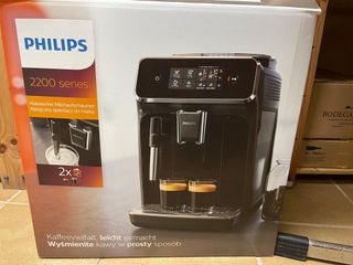 Cafetera superautomática Philips 2200