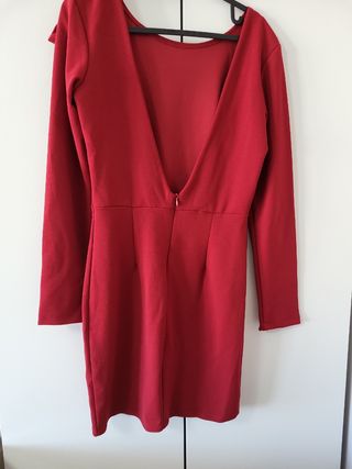 Vestido eventos granate