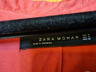 Falda Zara estampada naranja