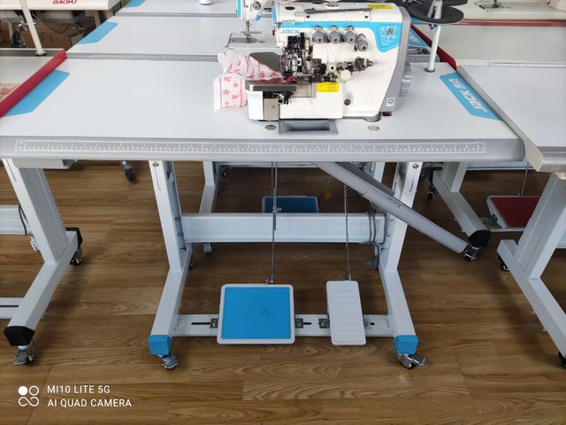 Mecánico de maquinas de coser