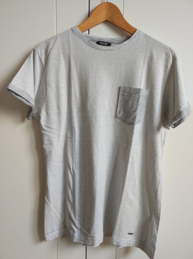 Camiseta blanca con puntos INSIDE