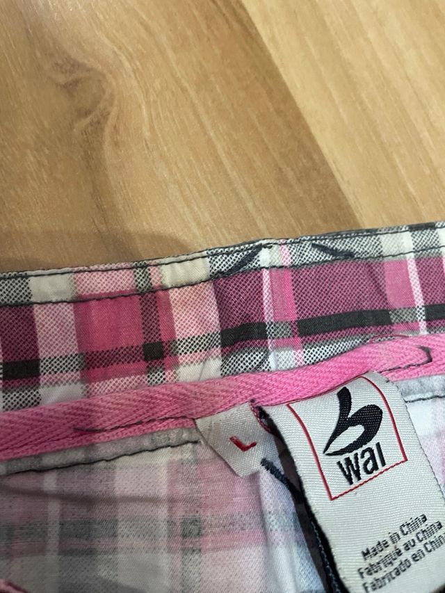 Bermuda marca Wai