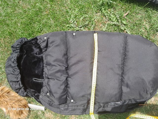 Plancha de piedra y sartenes