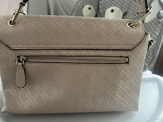 Vendo bolso Guess