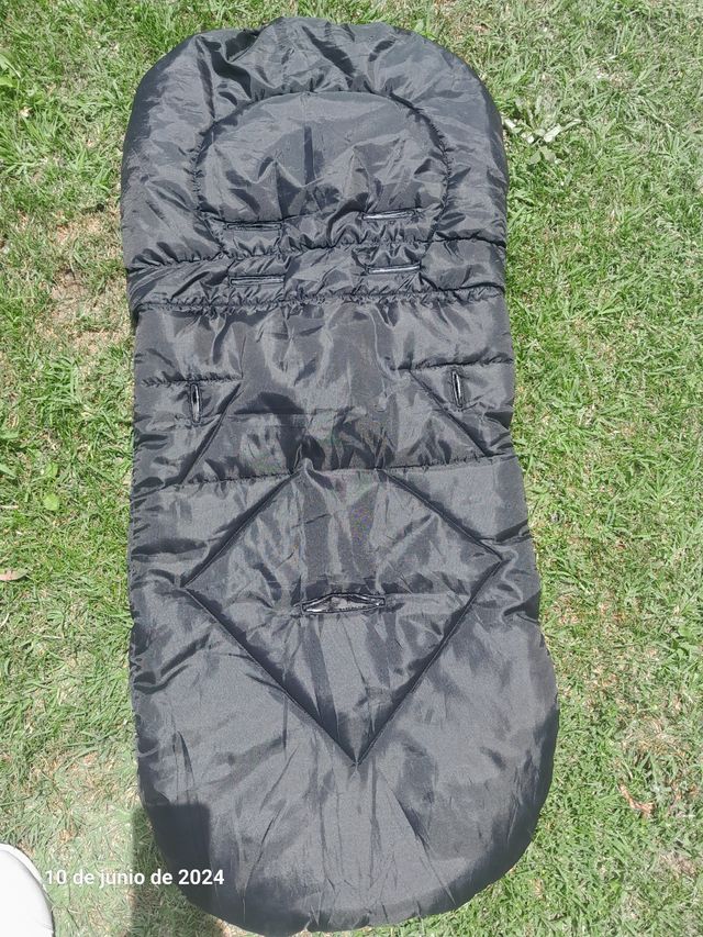 Plancha de piedra y sartenes