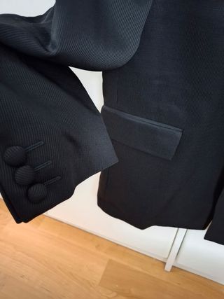 Traje de novio Giovanni Valdi negro 