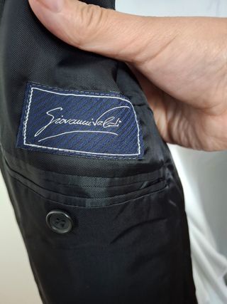 Traje de novio Giovanni Valdi negro 
