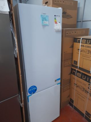 Frigorifico combi Candy en oferta de outlet