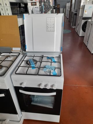Cocina a gas con horno en oferta