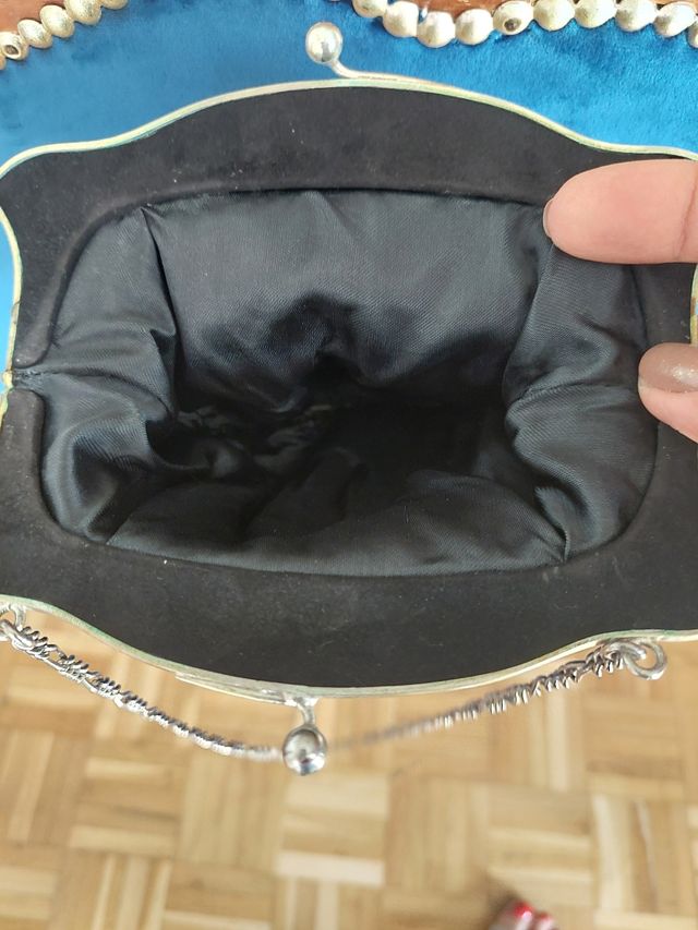 bolso de mano elegante para mujer.Antiguo  