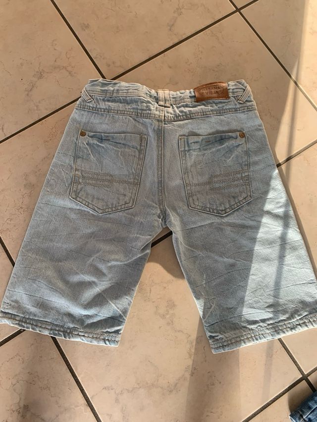 2short in jeans