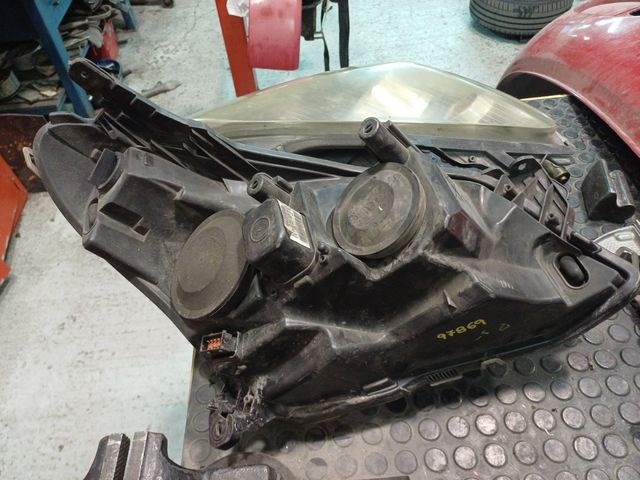 Faro izquierdo opel astra h